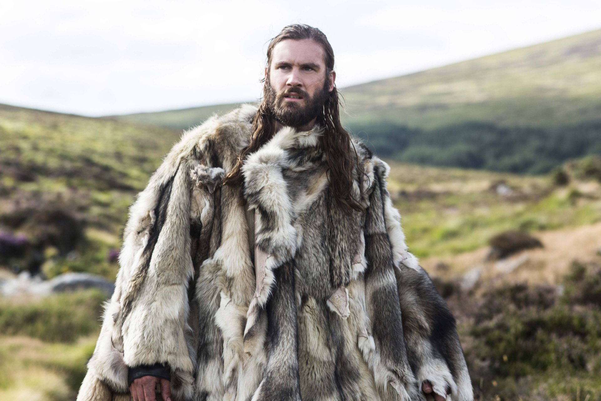 wikinger tv-serie historisch drama clive standen rollo pelz