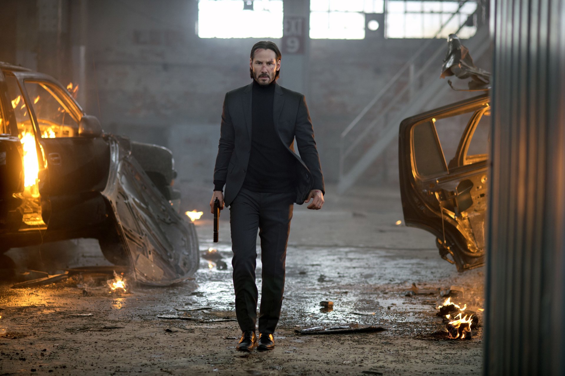 john wick keanu reeves garnitur pistolet