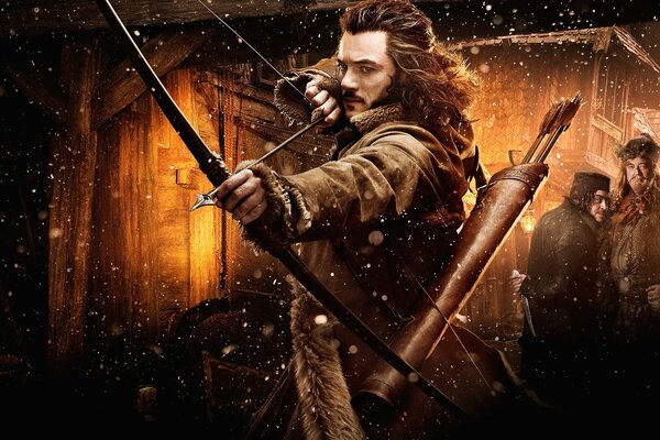 Lo Hobbit con arco e freccia della serie TV con lo stesso nome