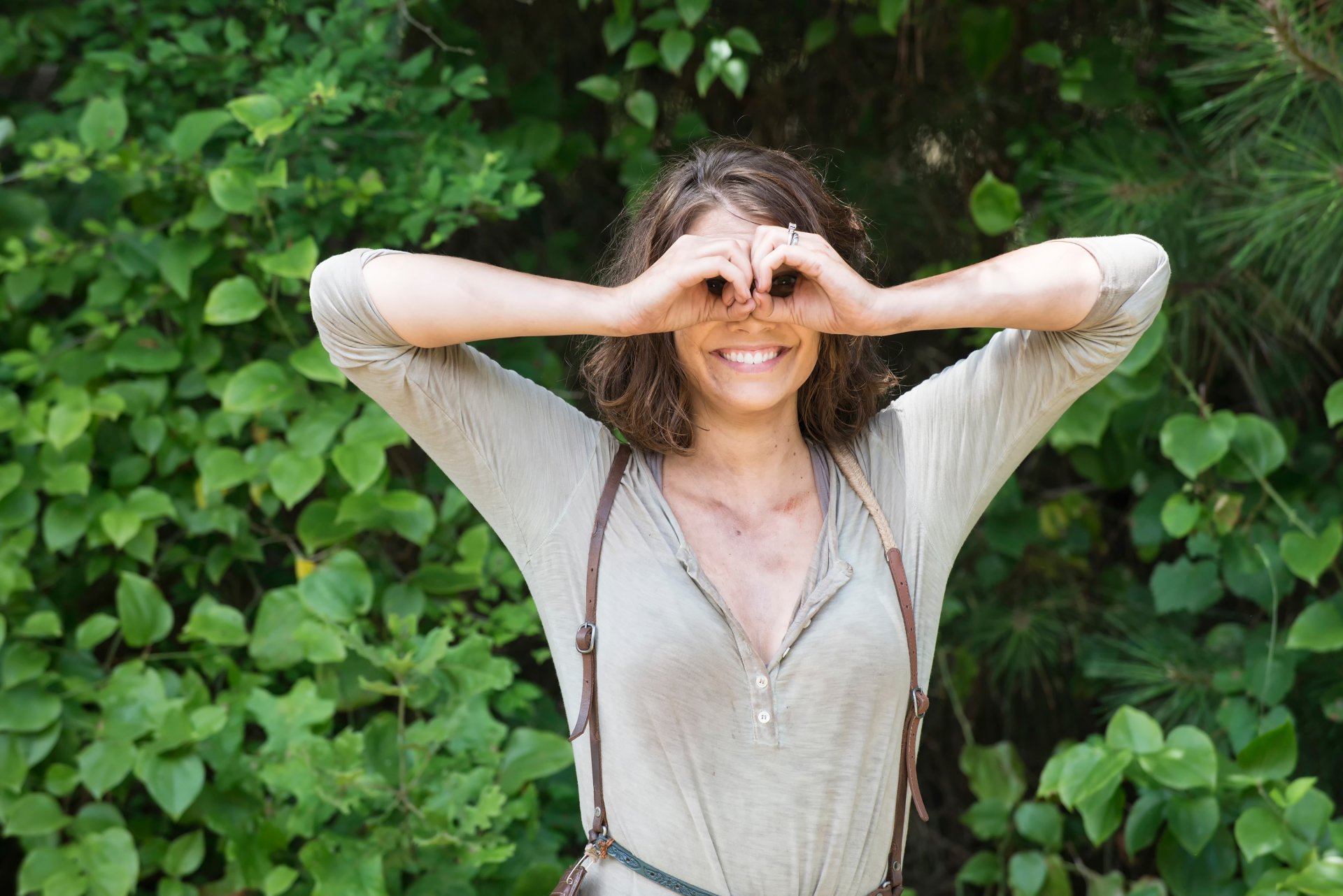 lauren cohan maggie greene walking season 5 episode 5 horror