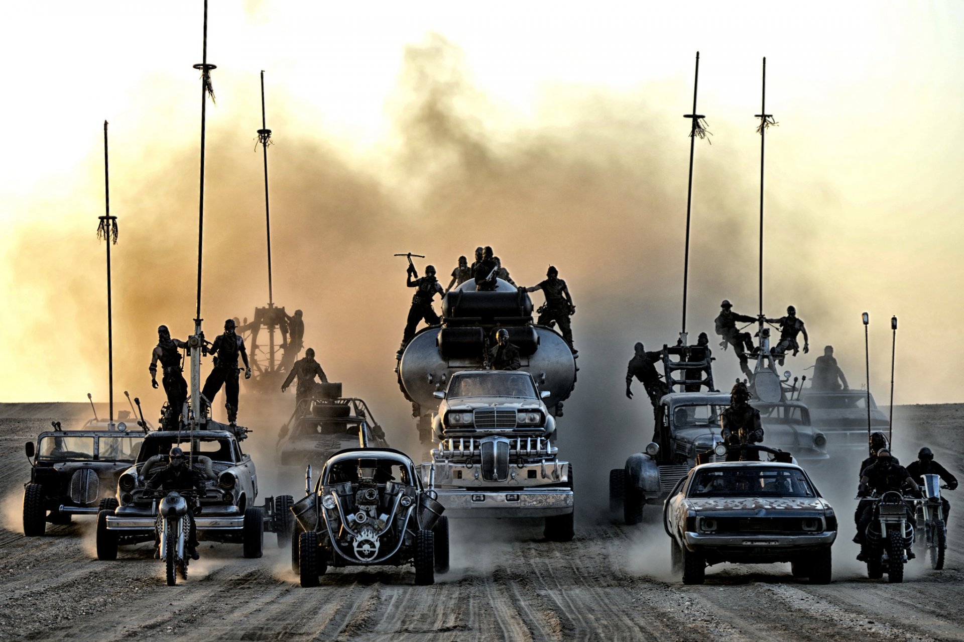 mad max camino de la rabia camino de la rabia post-apocalíptico dieselpunk coches guerreros desierto polvo