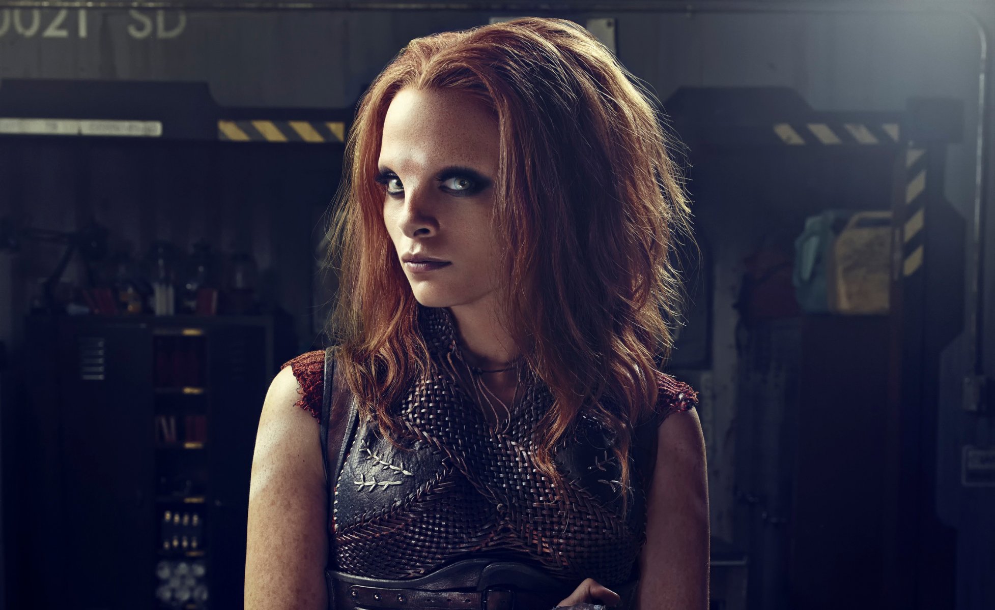 defiance sfida serie tv stephanie leonidas irisa