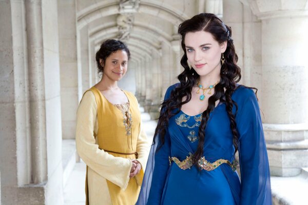 Dziwny serial z Katie McGrath