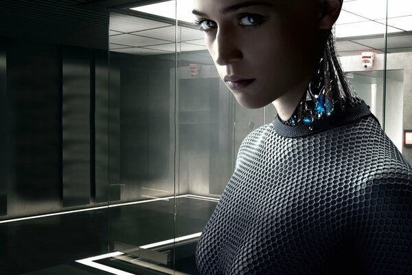 Alicia Vikander as a female robot