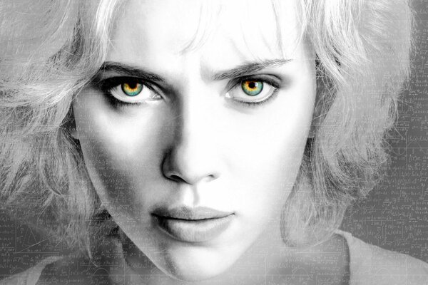 Foto de Scarlett Johansson para la película Lucy .