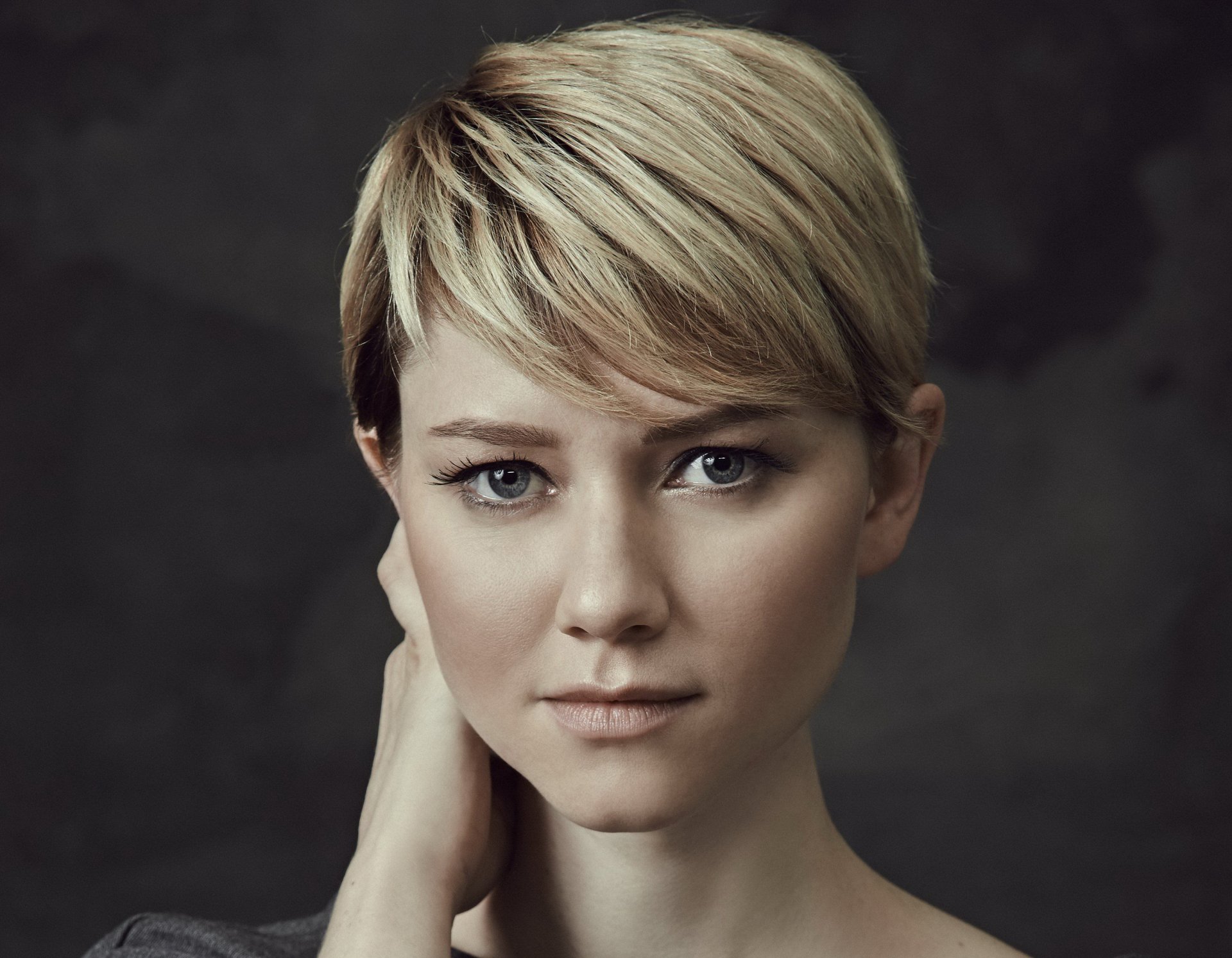 valorie карри эмма хилл последователи следующим образом