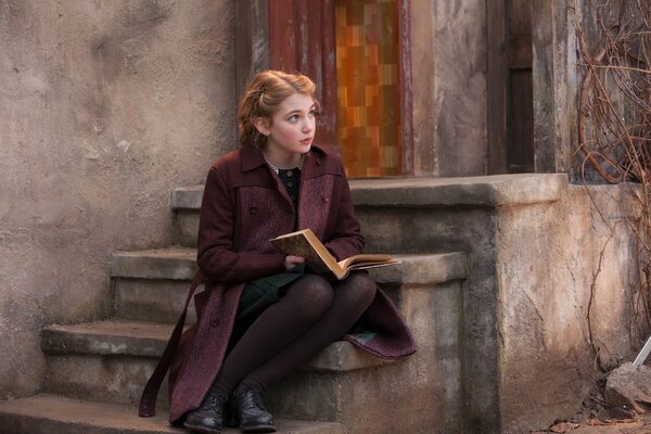 Liesel meminger is a modest and beautiful girl