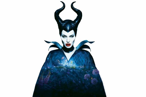 The main role in the series maleficent was played by Angelina Jolie with horns