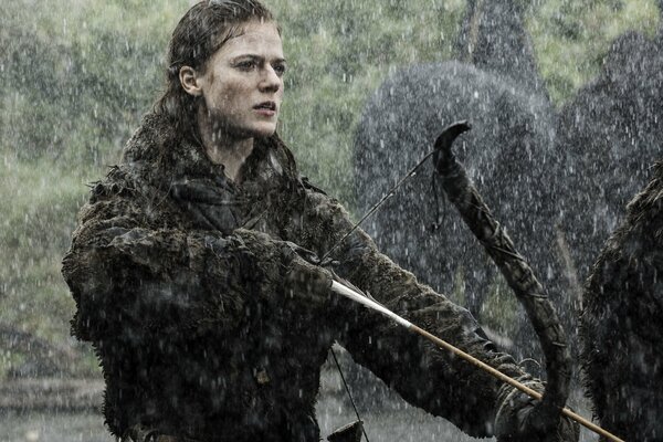 The heroine of the series Game of Thrones. A scene from the movie