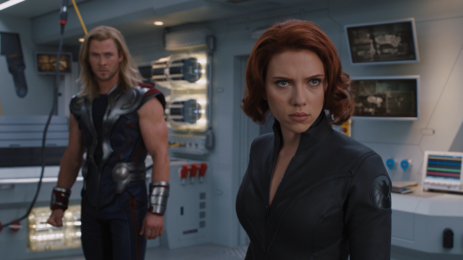 avengers marvel marvel superheroes team organization shield black widow natasha romanoff agent scarlett johansson chris hemsworth thor asgardian god of thunder