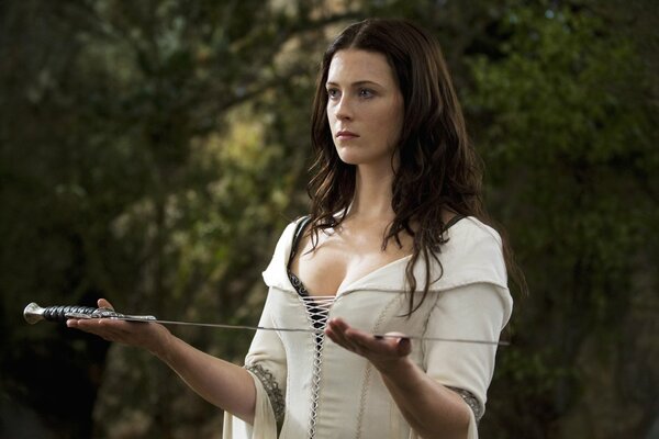 The girl from the movie legend of the seeker
