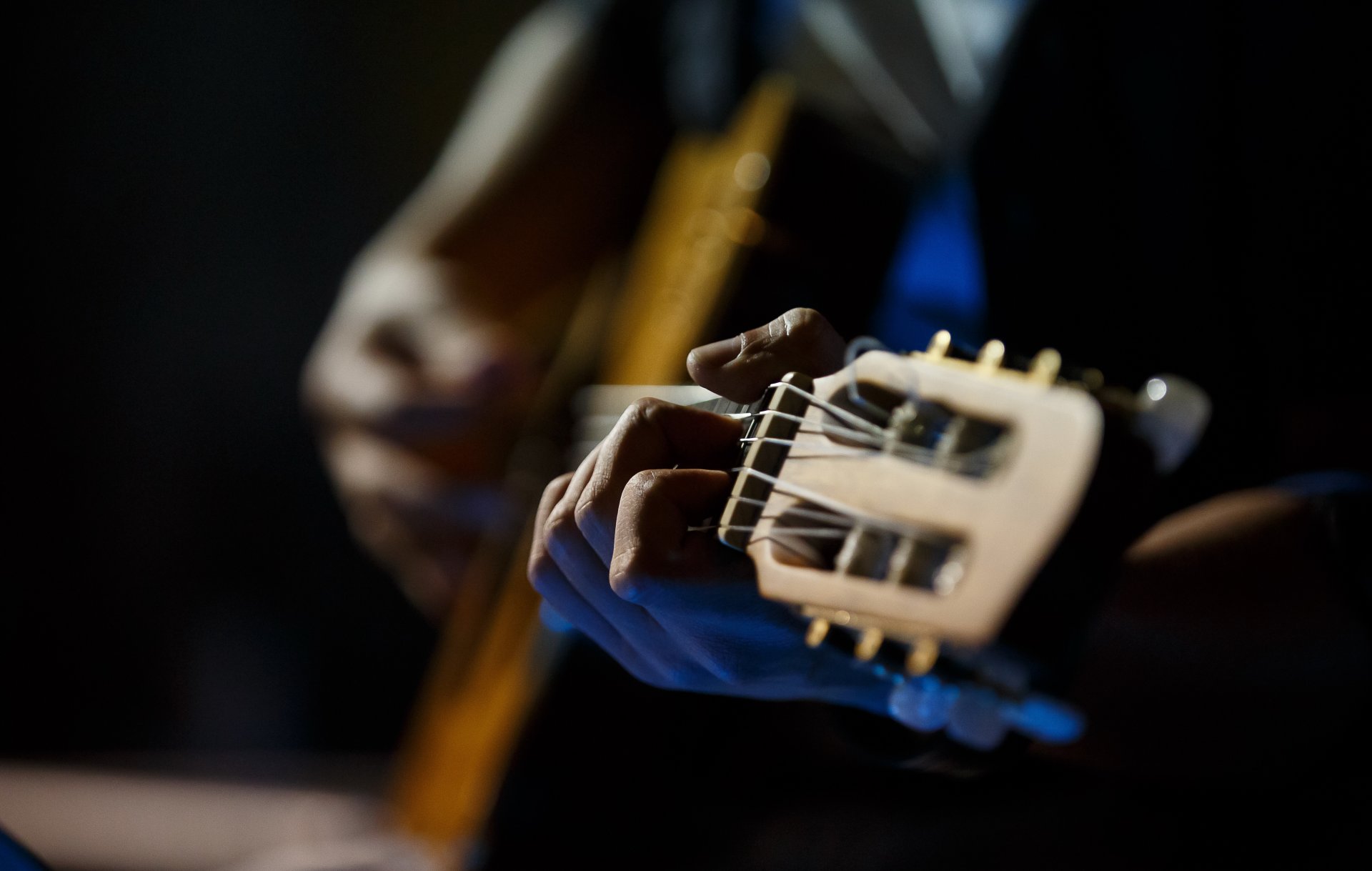 guitarra música manos