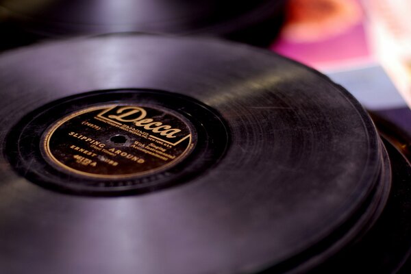 An old vinyl record in action