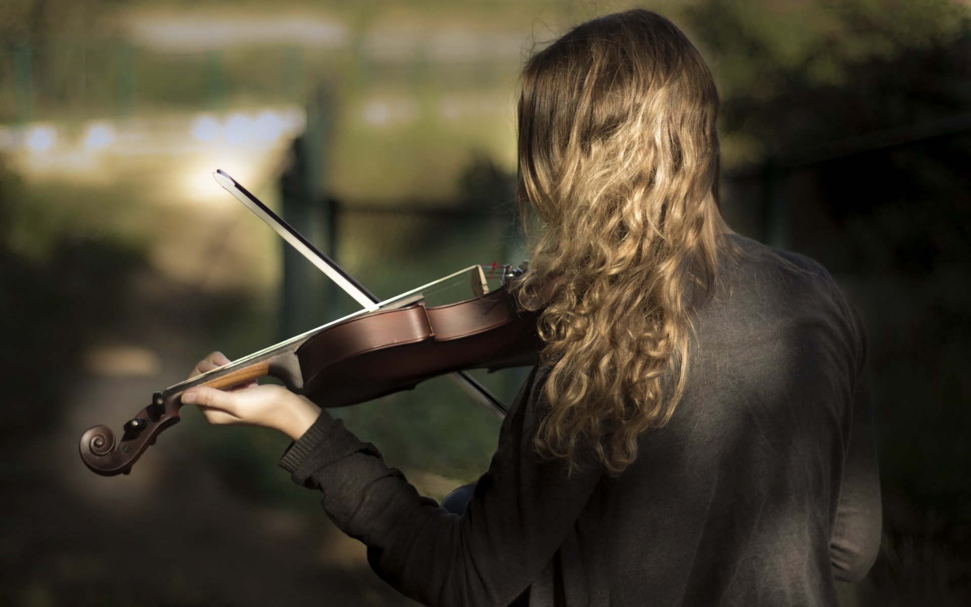 chica violín música