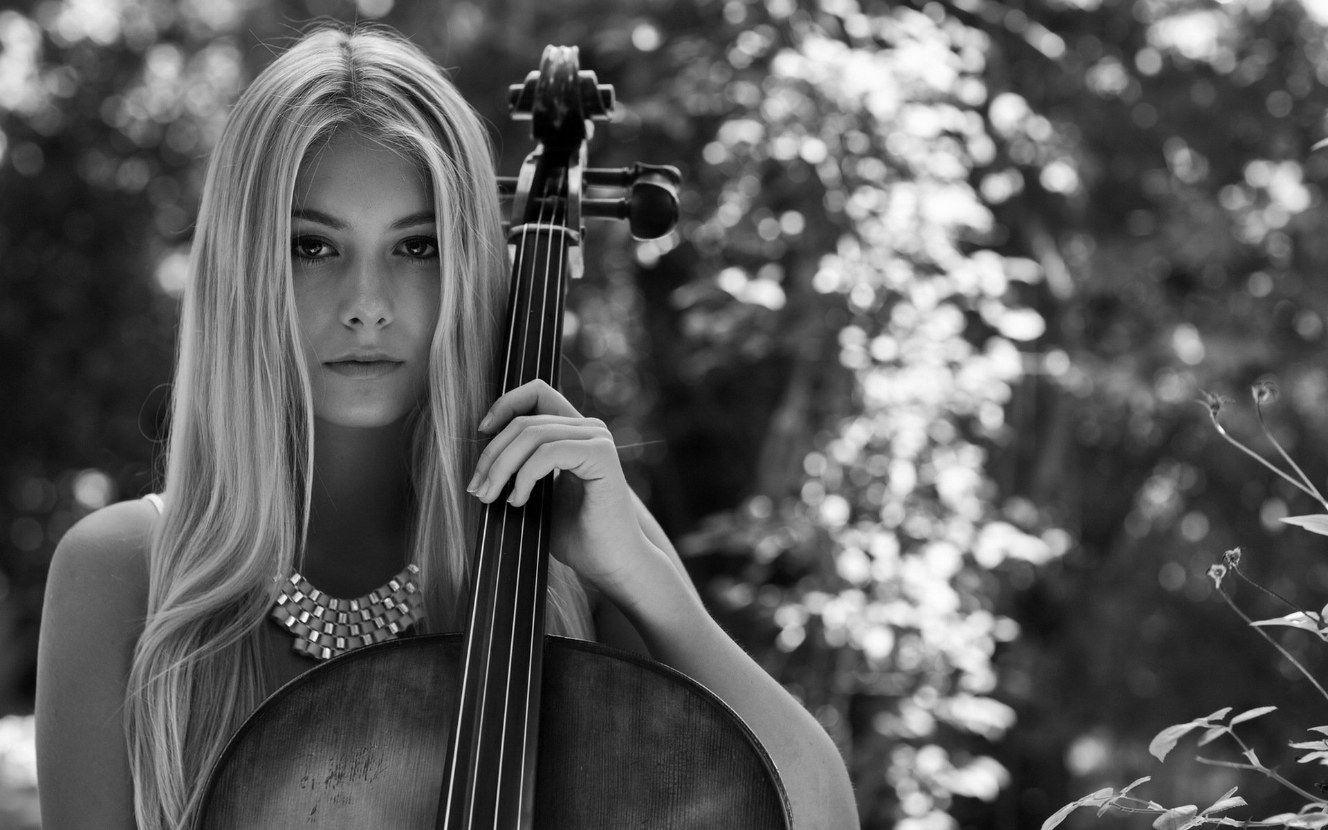 ragazza violoncello musica