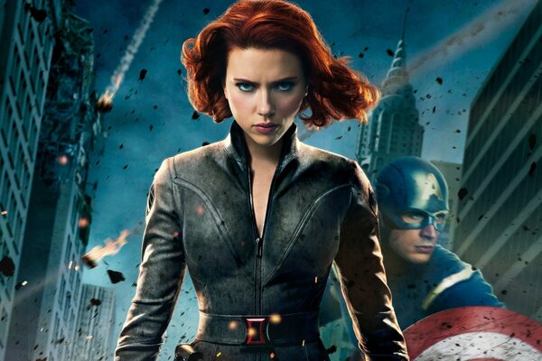 Scarlet dans le rôle de la veuve noire dans le film Avengers avec Captain America