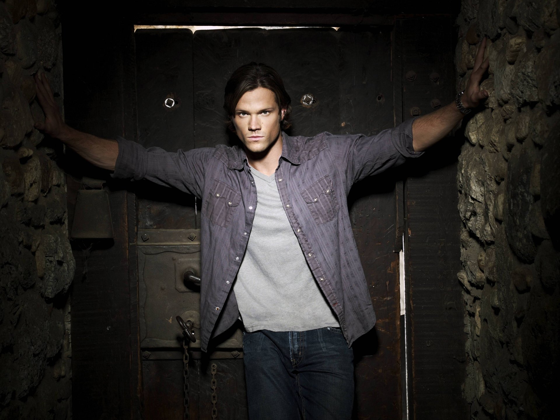 upernatural actor sam winchester jared padalecki sam black