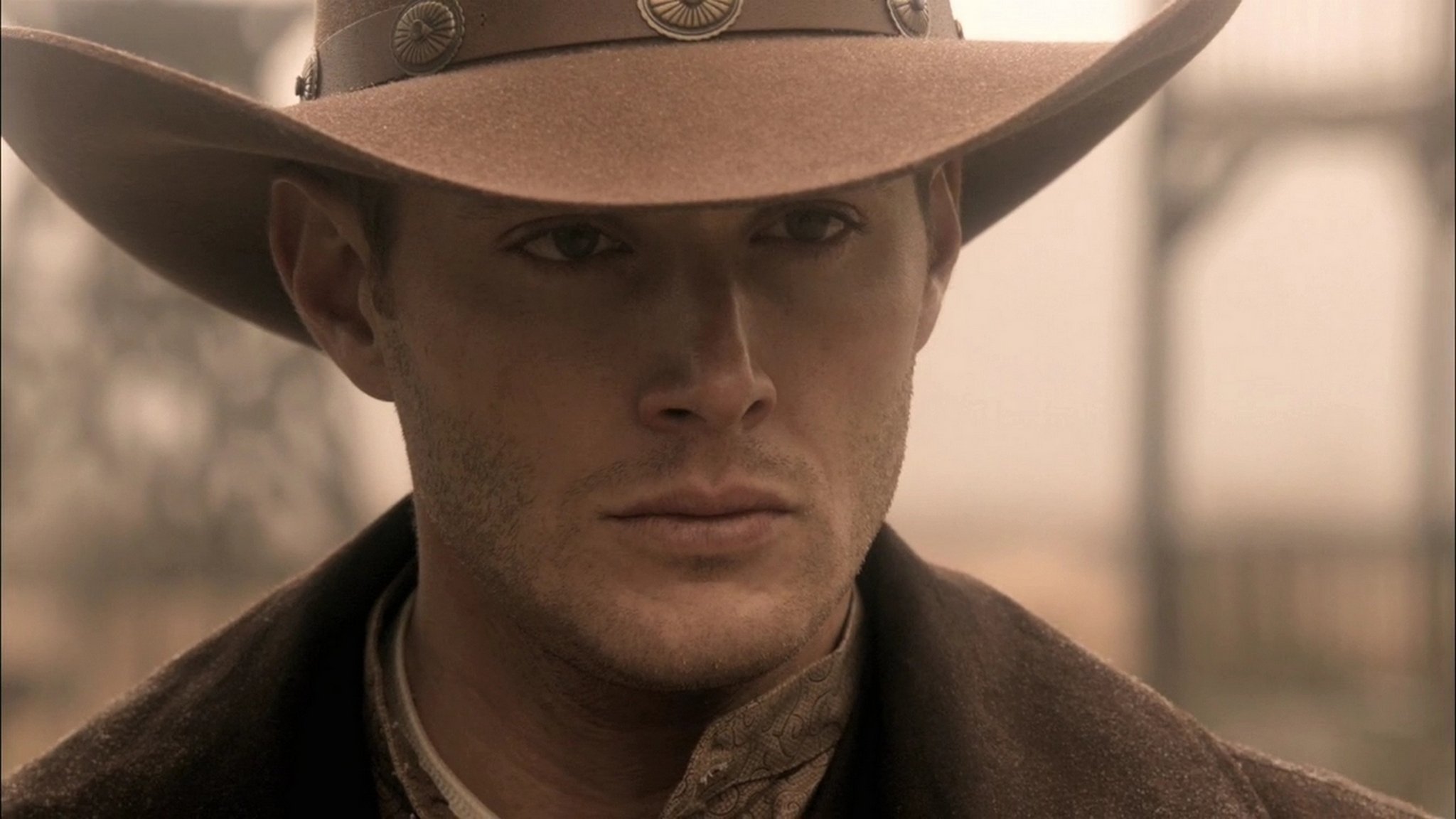 sobrenatural dean winchester jensen ackles sombrero de vaquero mirada