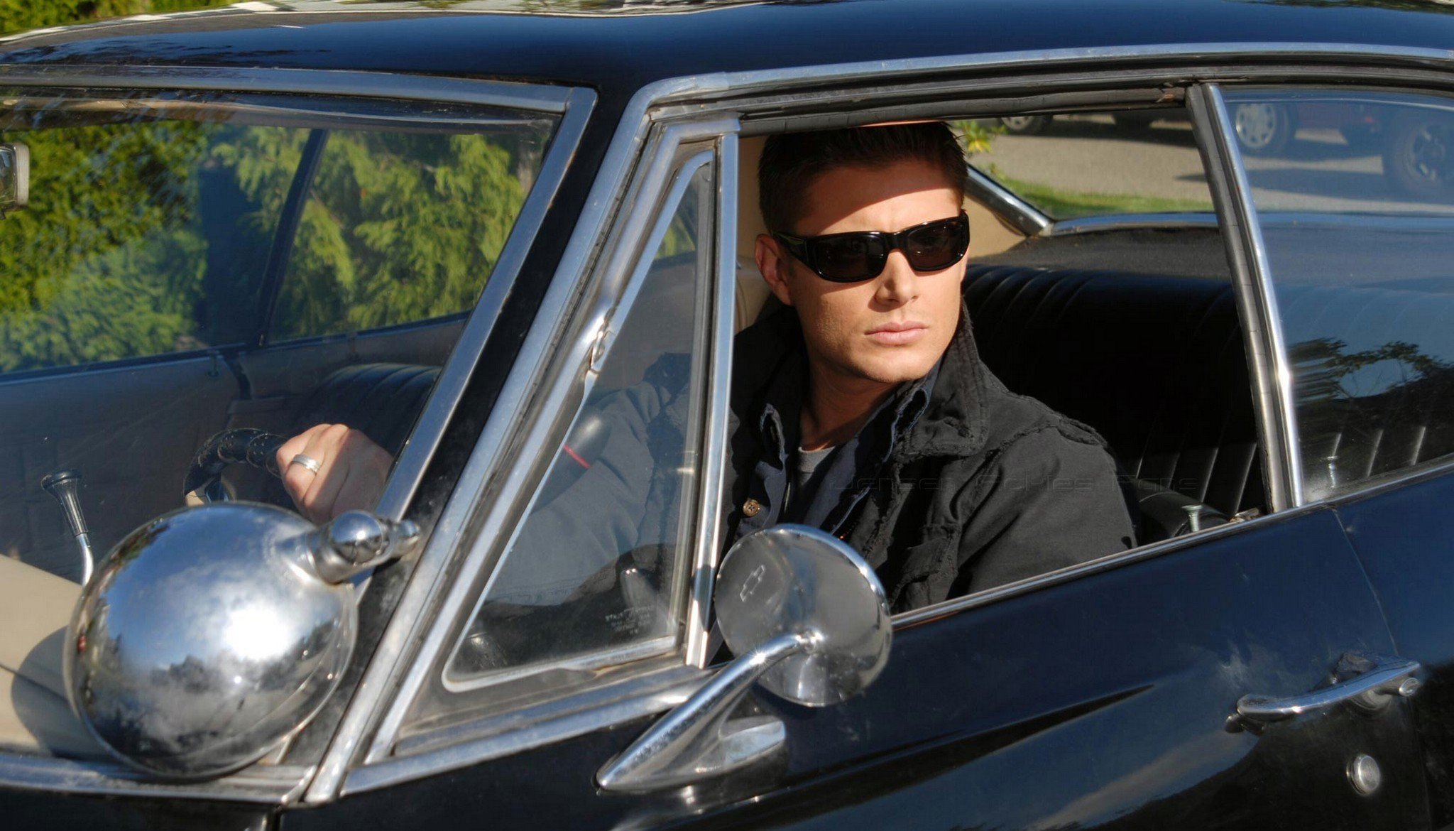 surnaturel dean winchester jensen ackles impala lunettes sourire