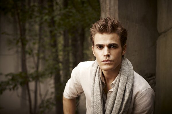 Paul Wesley z filmu Pamiętniki wampirów