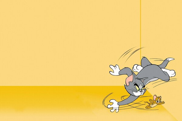 Tom le chat redoutable et Jerry la souris en fuite