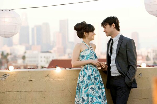 Ein Bild aus dem Film 500 Tage des Sommers mit joseph gordon-levitt und zoe deschanel