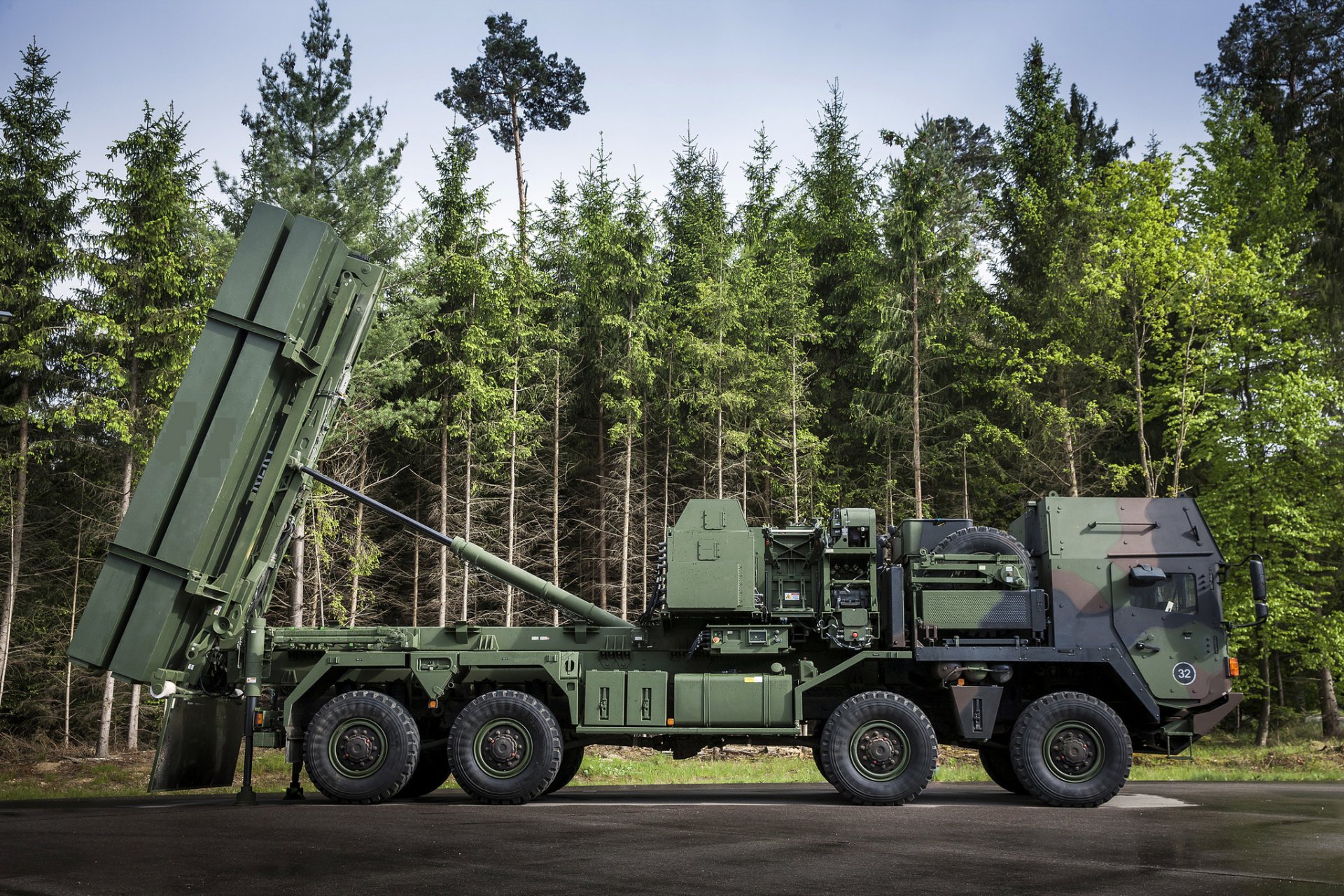 meads luftverteidigung system luftabwehr verteidigung boden basis bäume