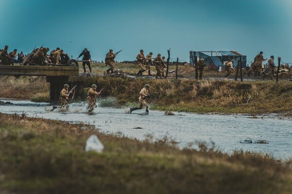 Reconstruction of the battle. Soldiers in battle