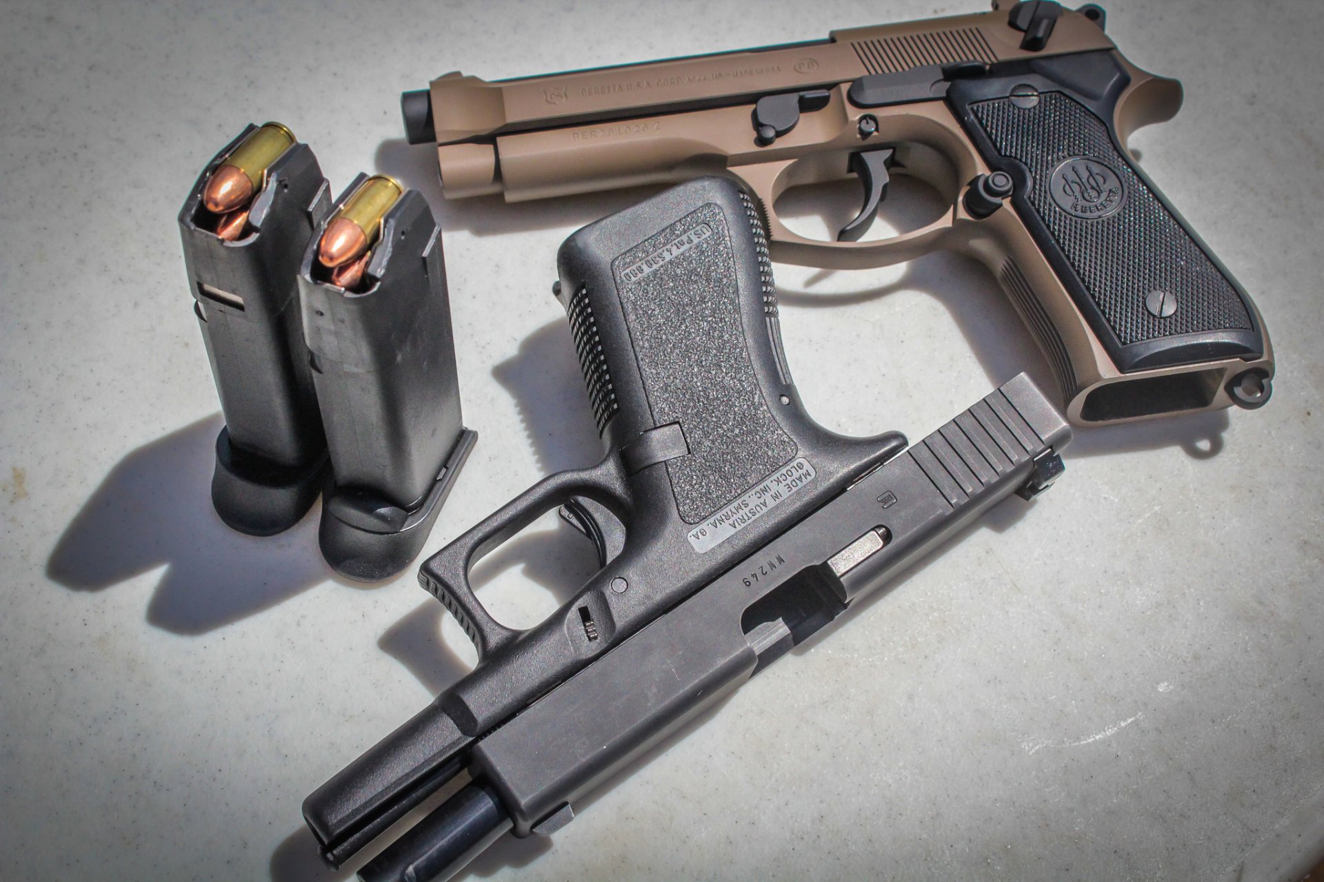 glock beretta pistolets armes