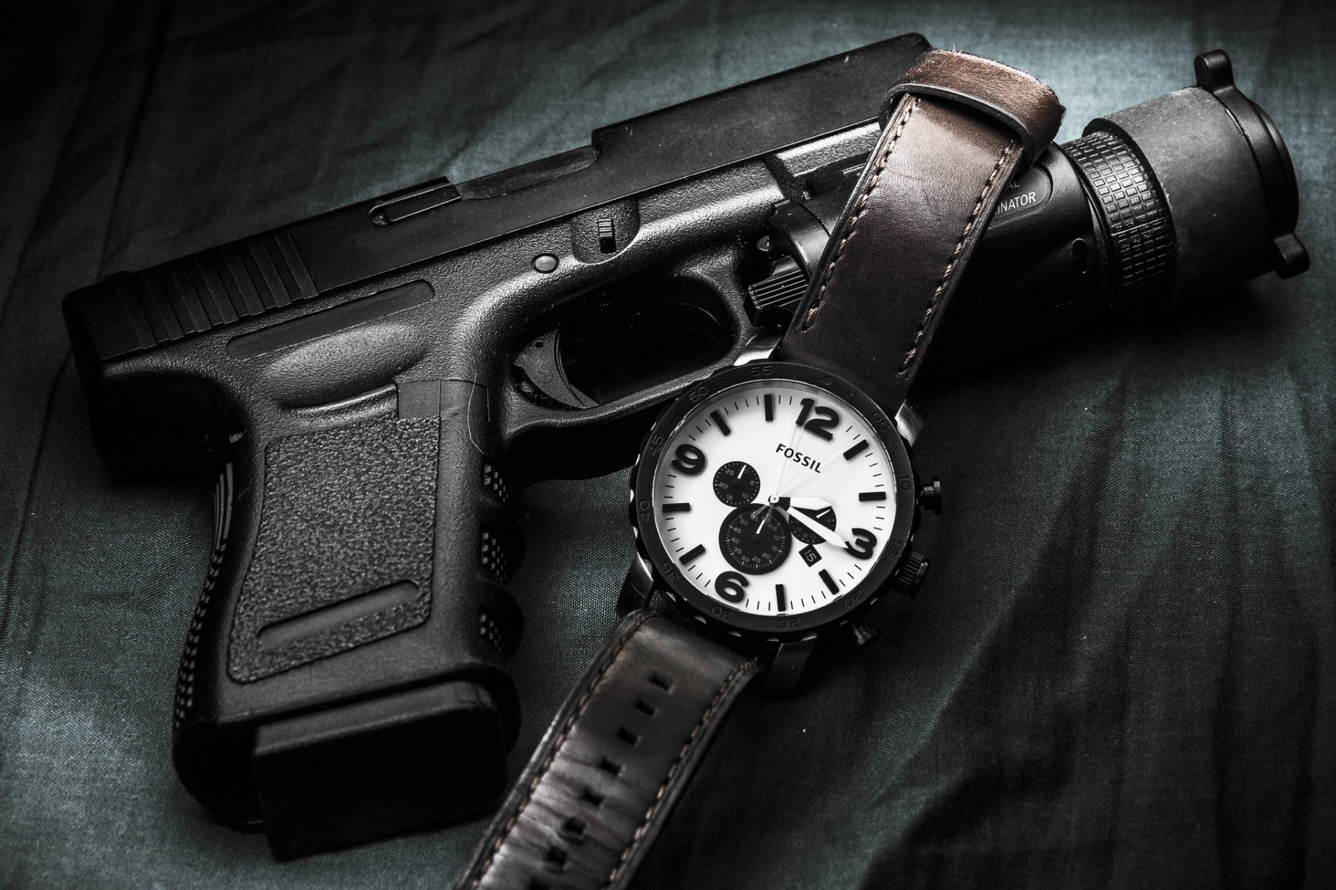 glock autocaricante pistola arma orologio