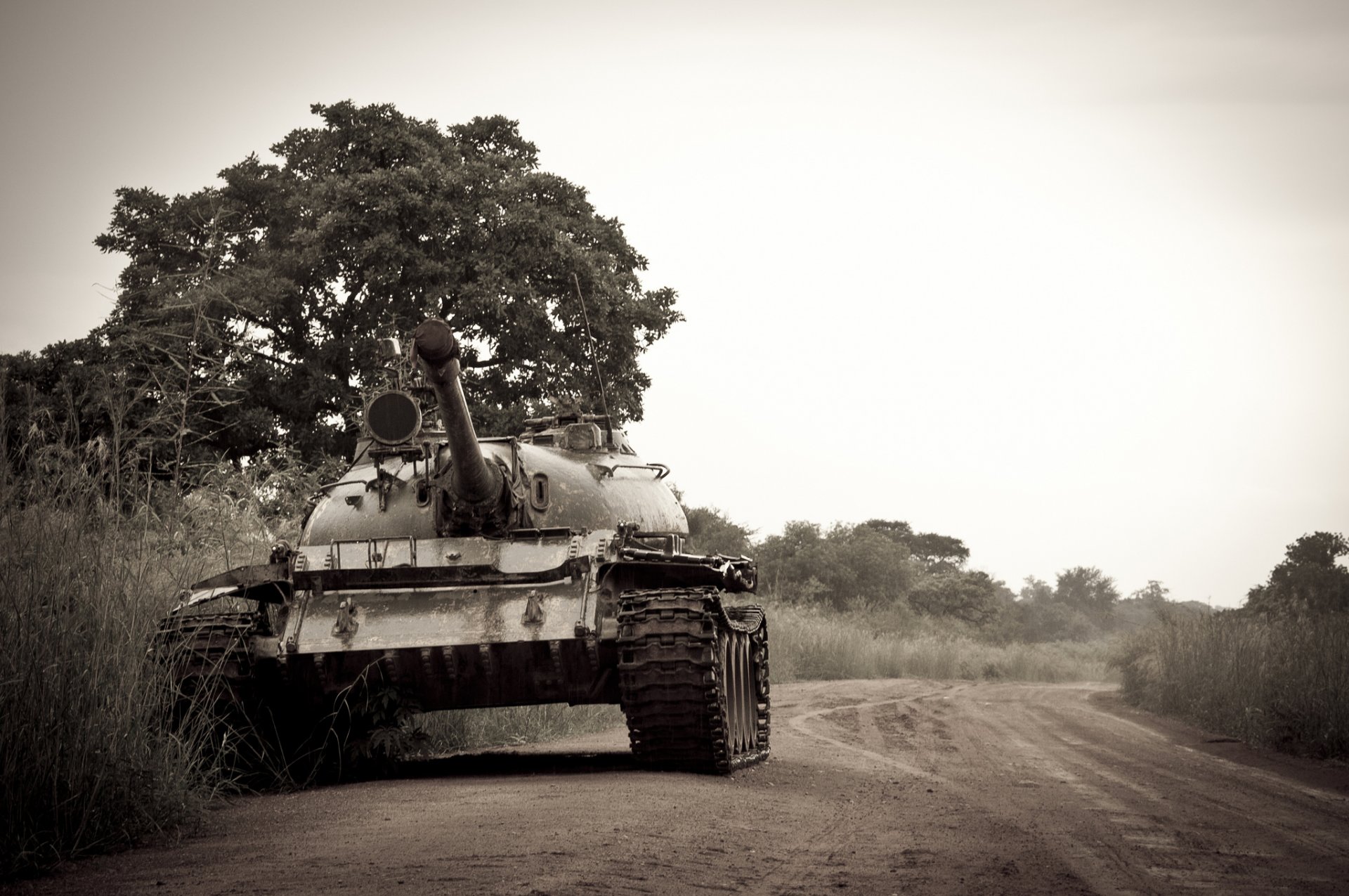 straße panzer waffen gepanzerte fahrzeuge