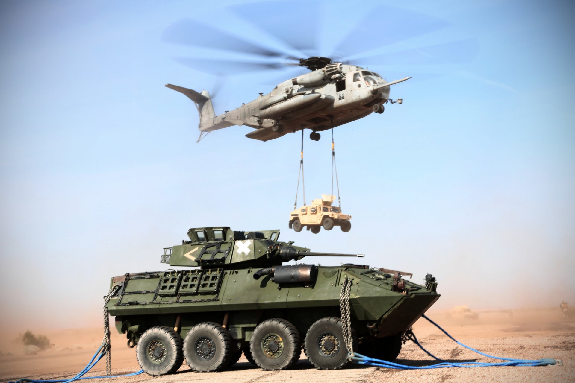 ch-53e super stallion military heavy transport shipping hummer fighting vehicle