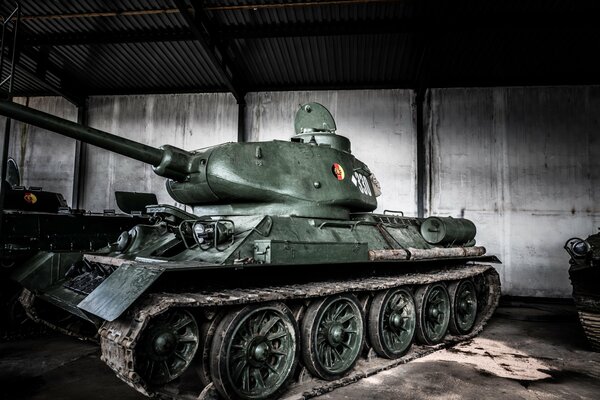 Tanque T - 34 de la gran guerra Patriótica