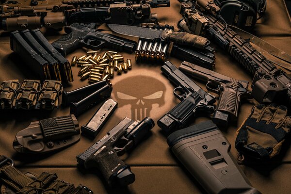 Pistols with cartridges on the table