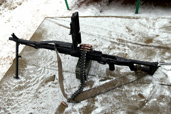 Russisches manuelles einzelnes Maschinengewehr für den Schießstand. Feuerwaffe