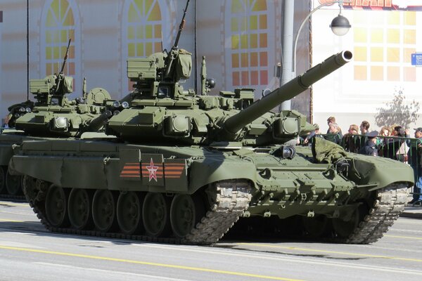 The tank rides on the victory parade