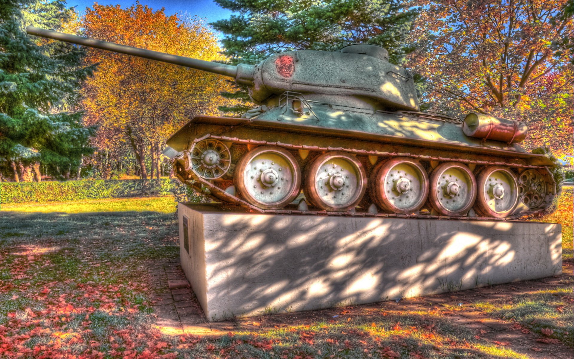 tank denkmal t-34 armee foto