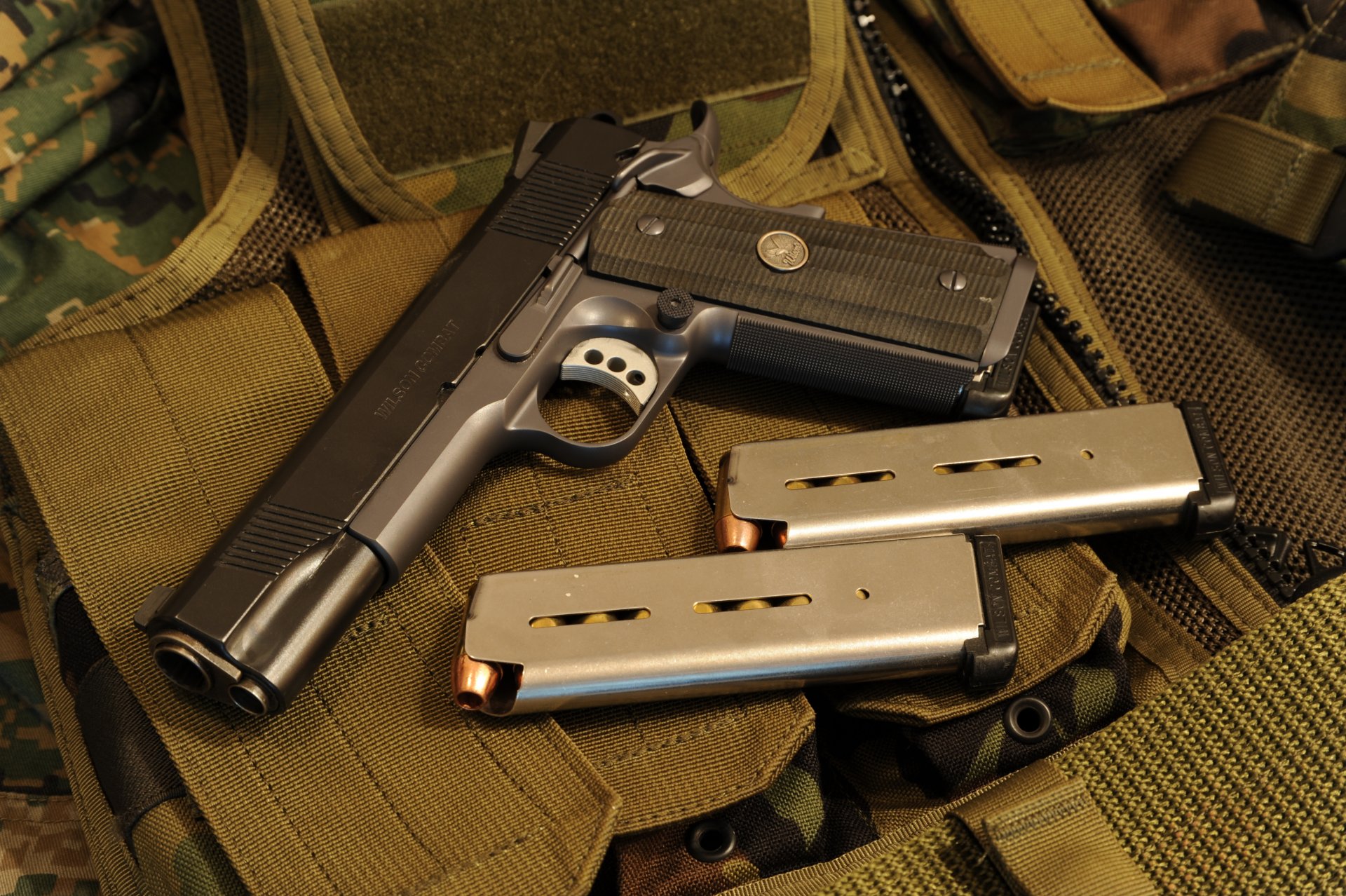 wilson combat 1911a1 gun weapon