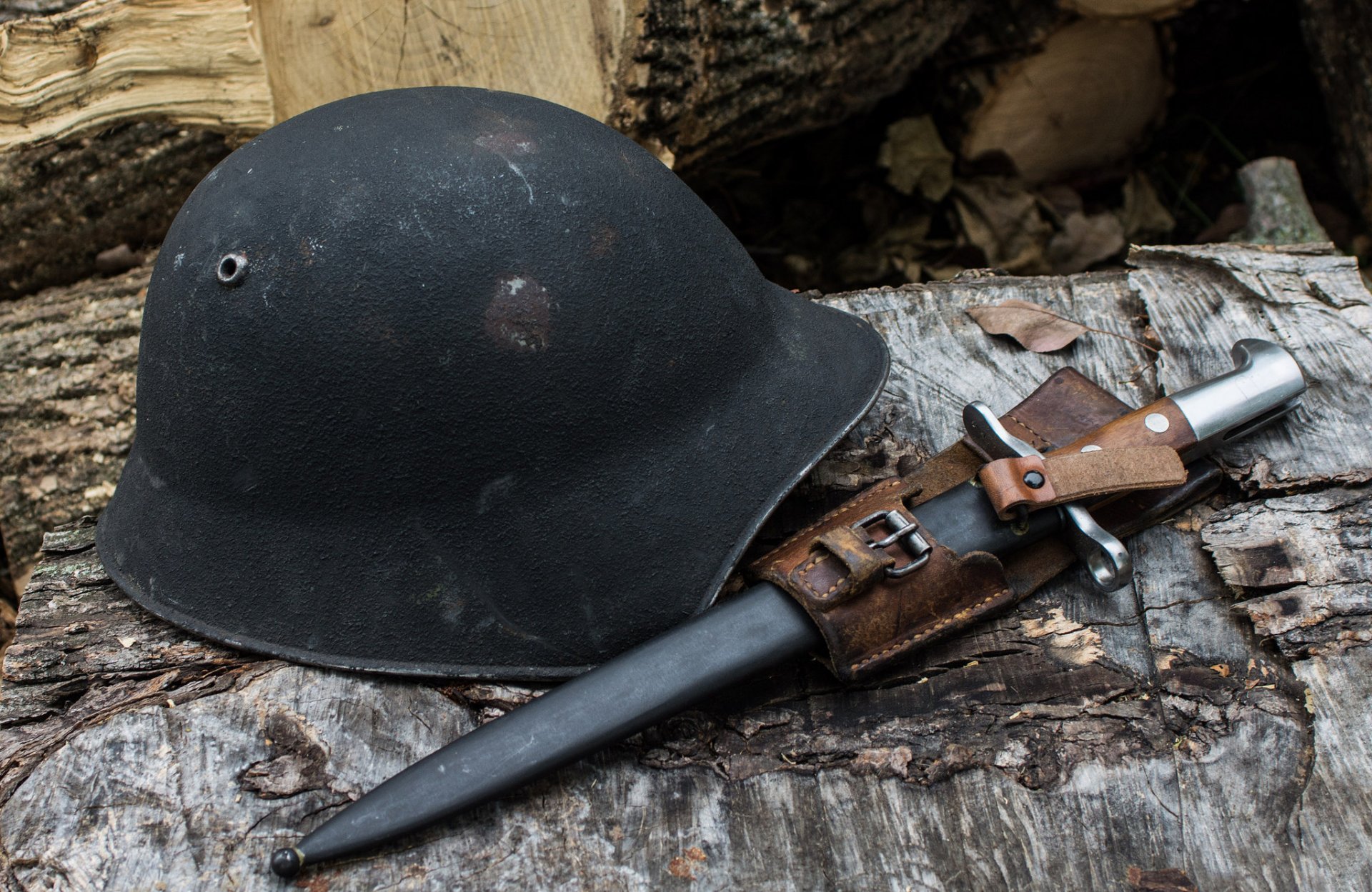 messer-bajonett waffe m1918 infanterie-helm