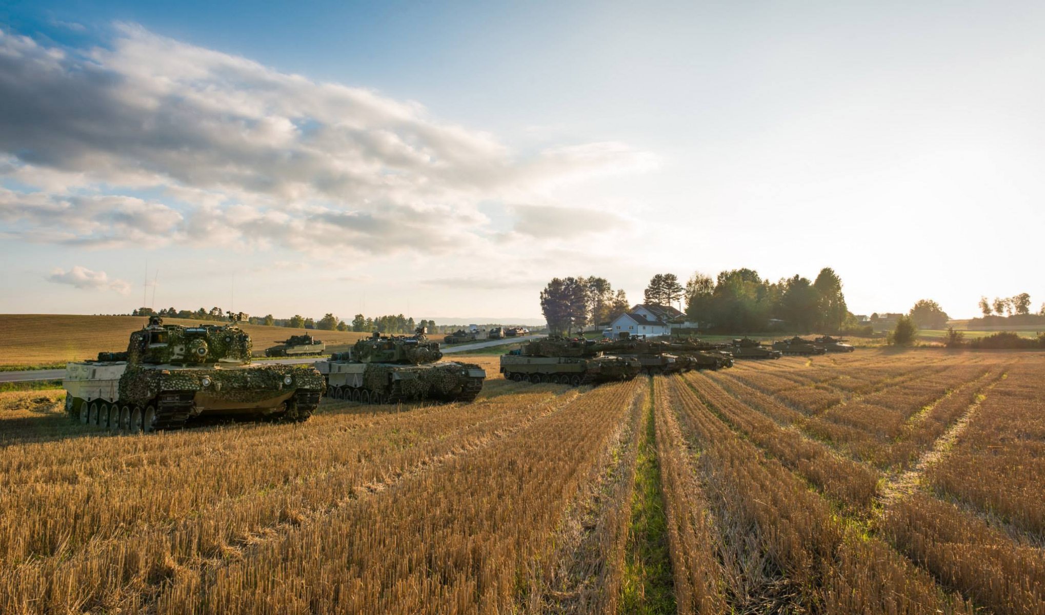 tanques leopard 2a vehículos blindados campo