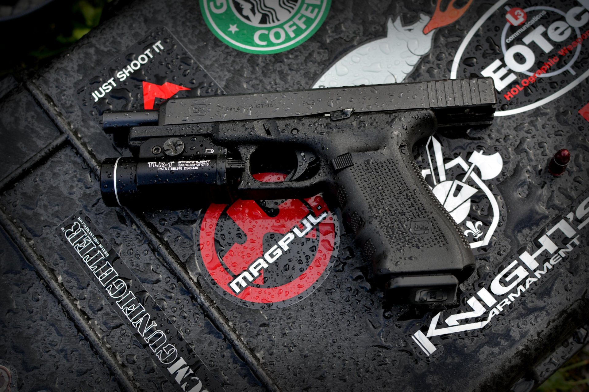 glock selbstladend pistole waffe tropfen