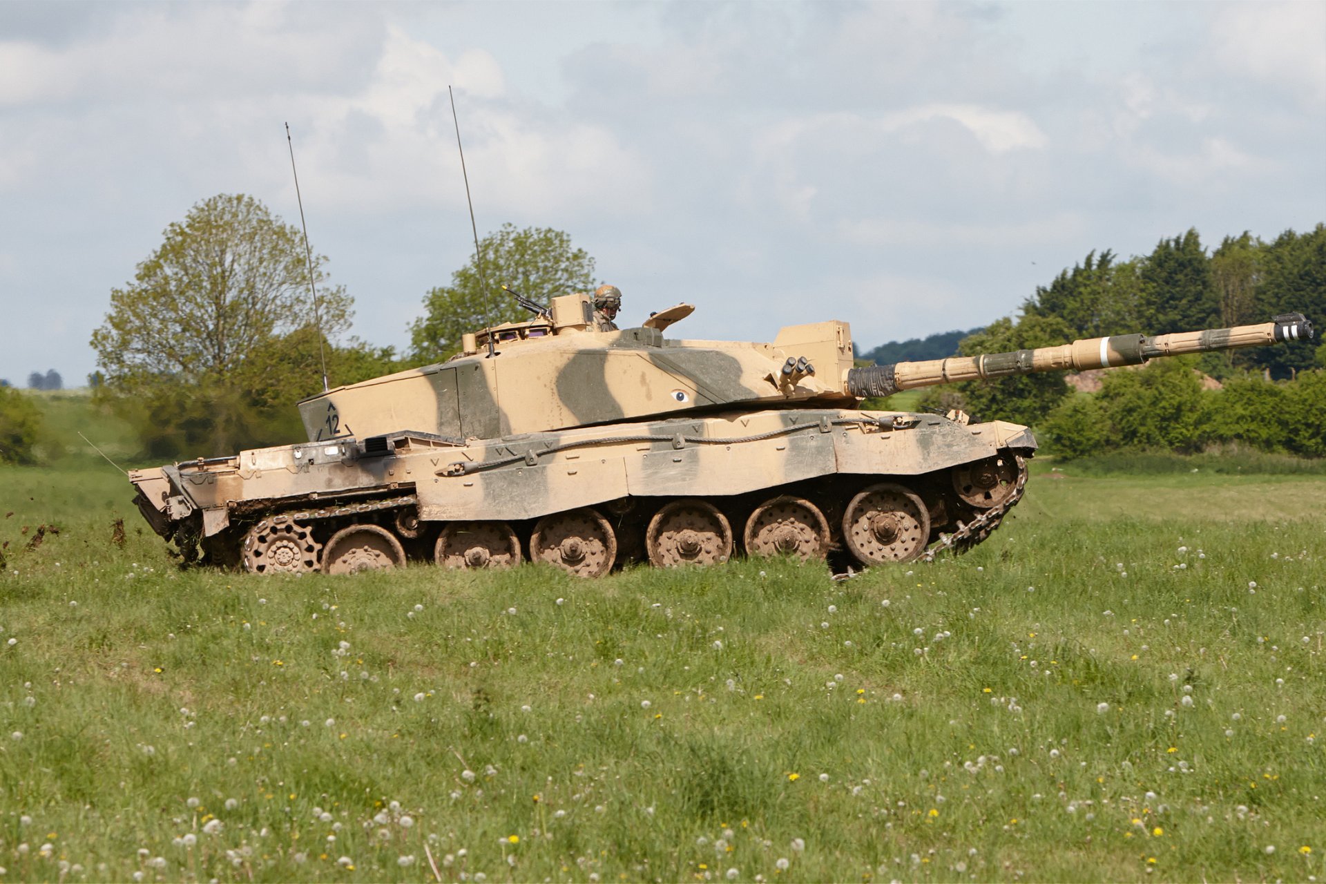 challenger 2 challenger 2 kampf panzer gepanzerte fahrzeuge