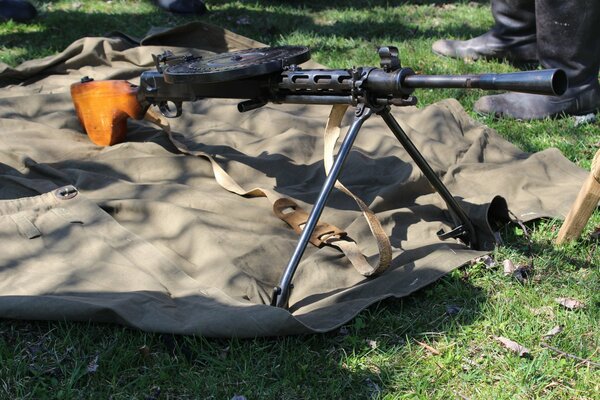 Ручной пехотный пулемет дегтярева дп-27
