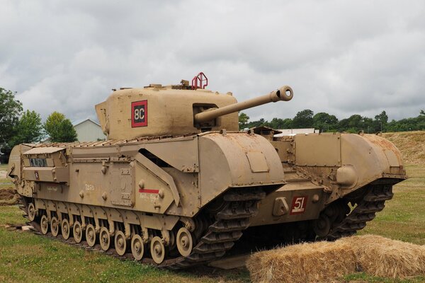Gepanzerte Fahrzeuge - Churchill-Panzer bei Übungen