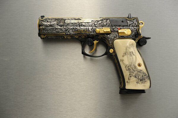 Pistola prodotta da Repubblica Ceca