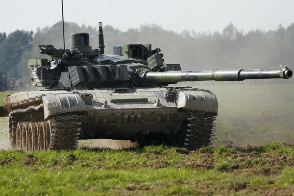 The T-72 battle tank is going on a mission