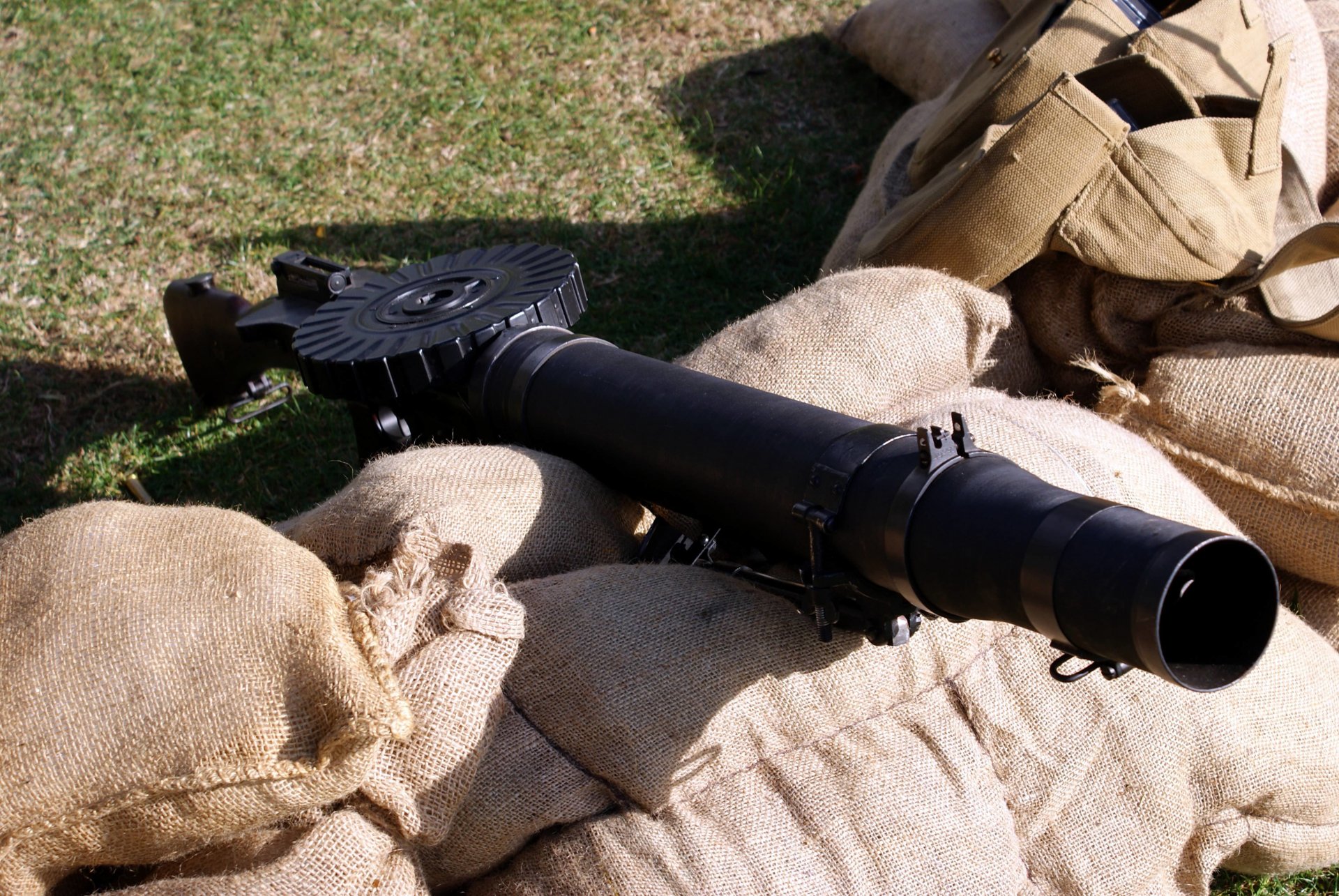 lewis lewis temps première guerre mondiale armes