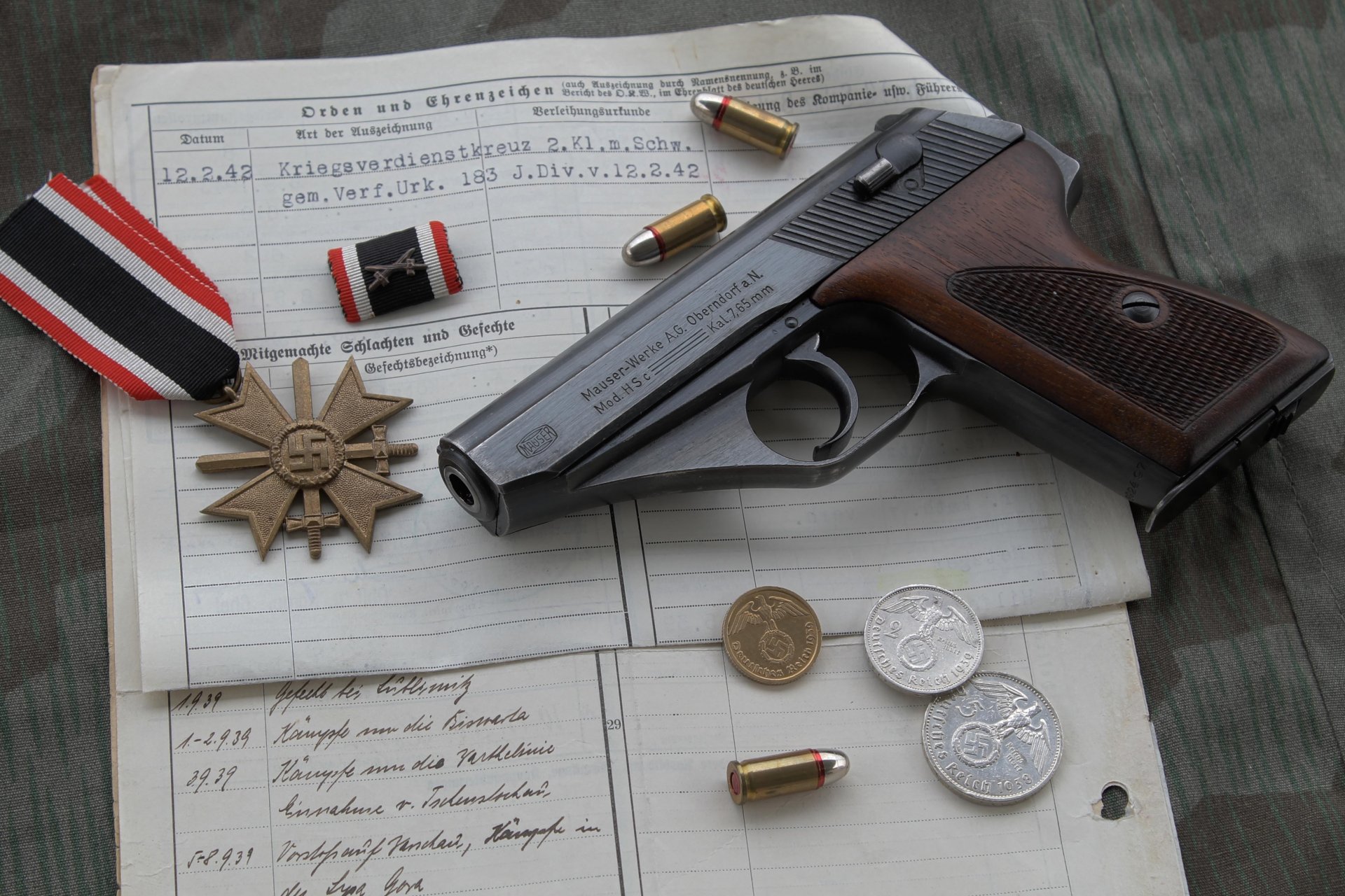 mauser hsc 1944 niemiecki pistolet samozaładowczy z ii wojny światowej monety medal ammo