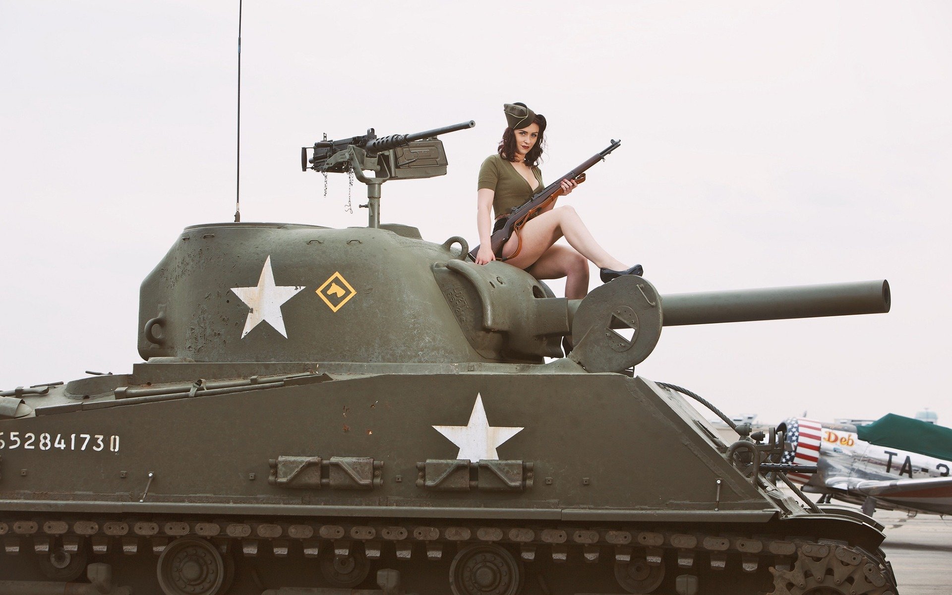 m4 sherman sherman medio serbatoio ragazza m1 garand auto-caricamento fucile arma