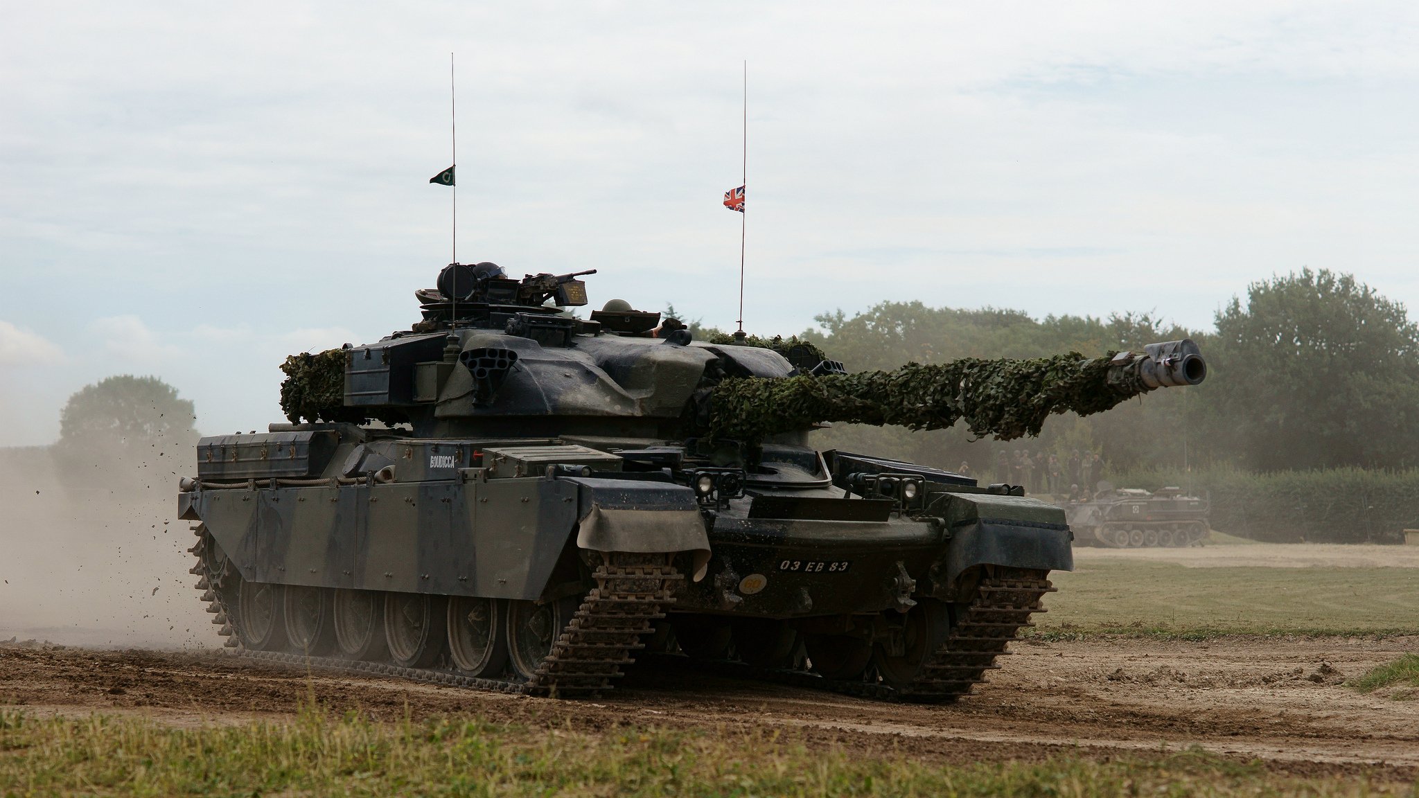 chief chieftain chief combat tank armored vehicle